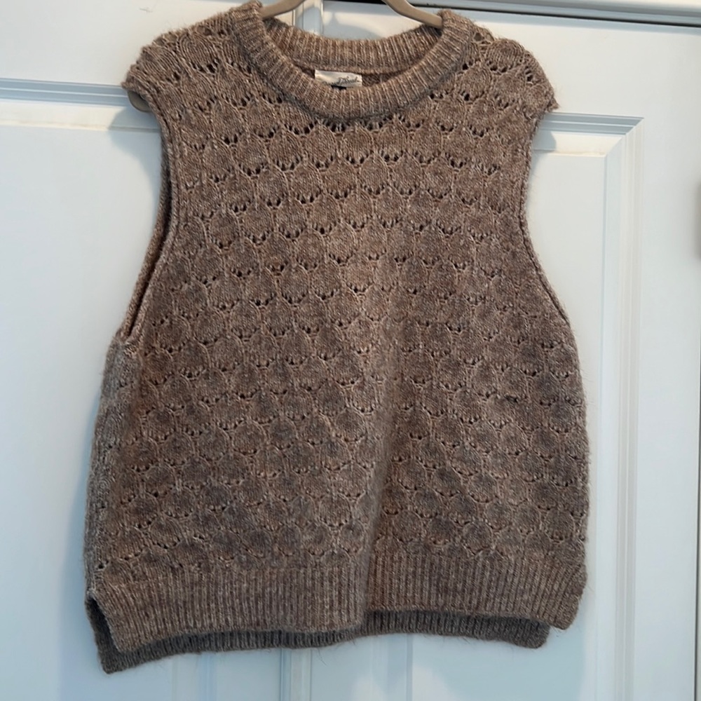 Target Universl Thread Crewneck Sweater Vest
